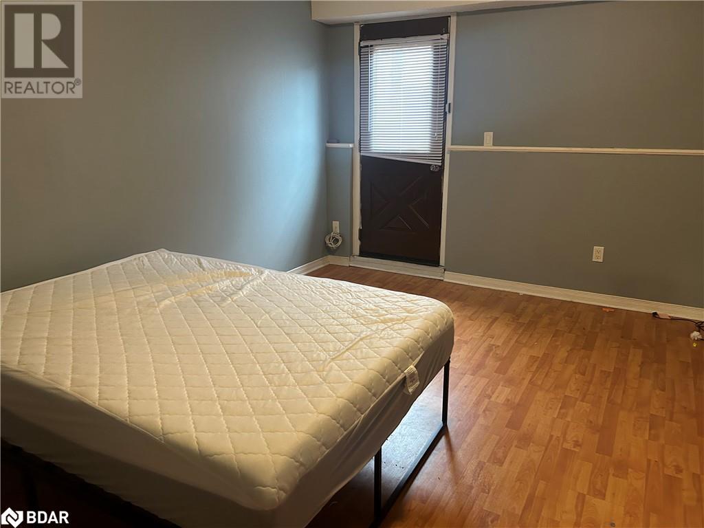 3 Baxter Crescent Unit# Bedroom 5, Thorold, Ontario  L2V 4S1 - Photo 1 - 40555809