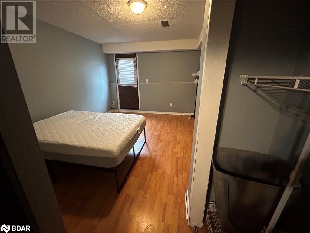 3 Baxter Crescent Unit# Bedroom 5, Thorold, Ontario  L2V 4S1 - Photo 2 - 40555809