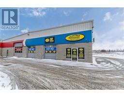 221-A MAPLEVIEW Drive W Unit# A, barrie, Ontario