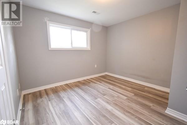 65 Ottaway Avenue Unit# Lower, Barrie, Ontario  L4M 2X1 - Photo 11 - 40607354