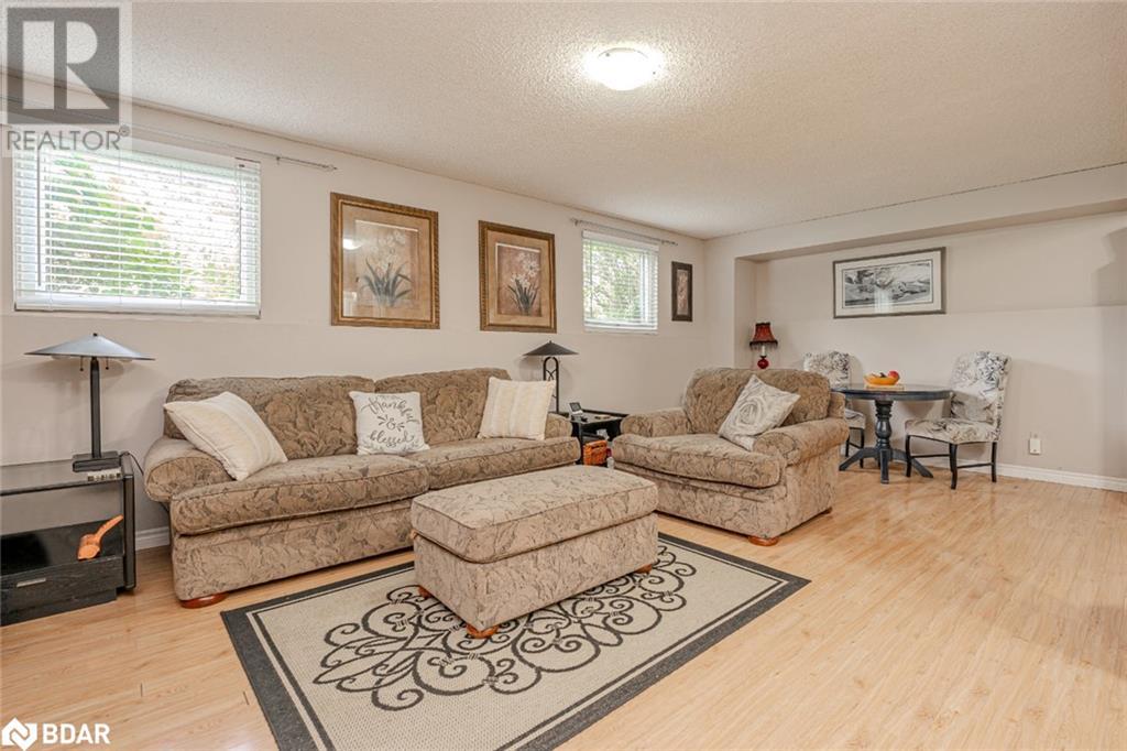 51 Maplewood Parkway, Oro-Medonte, Ontario  L3V 0K2 - Photo 12 - 40617793