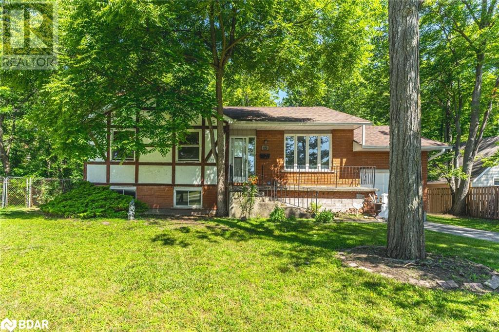 19 SUMMERSET Place, angus, Ontario