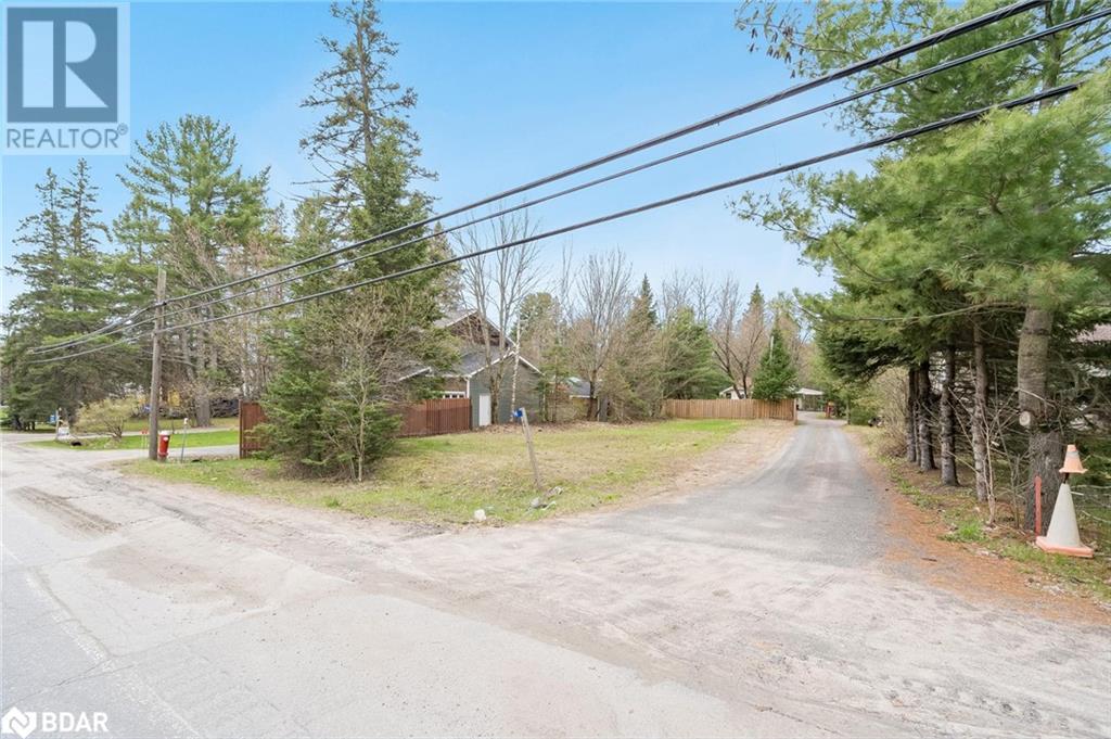 796 Muskoka Road 3, Huntsville, Ontario  P1H 1E1 - Photo 3 - 40630660