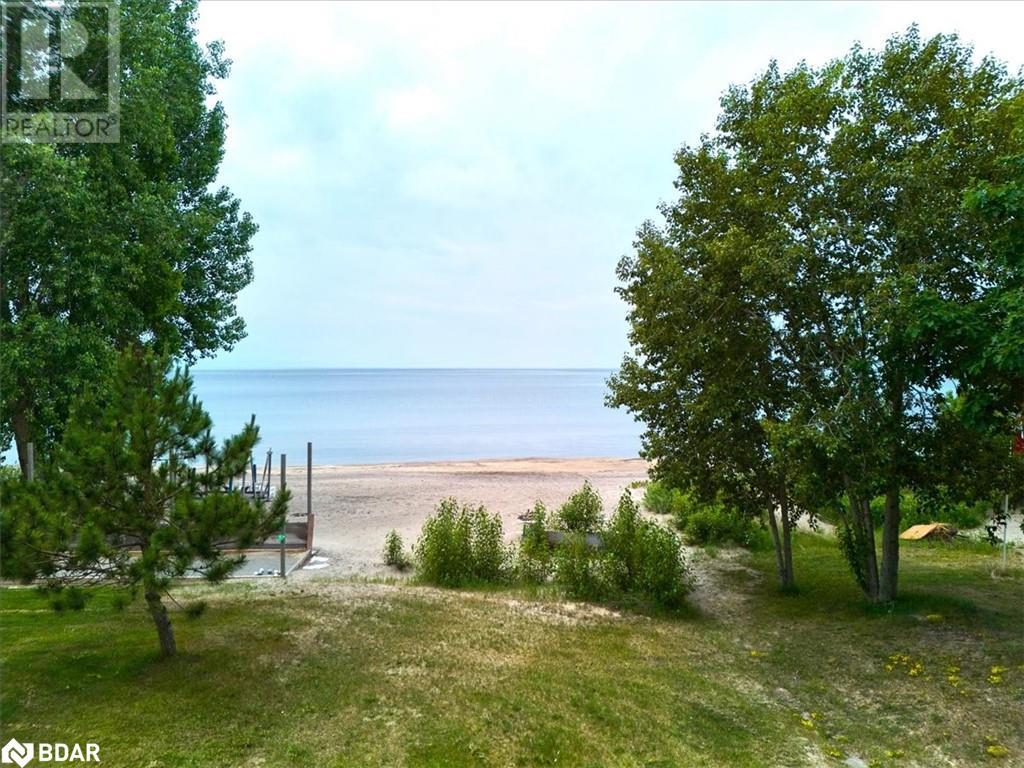 472 Tiny Beaches Road S, Tiny, Ontario  L0L 2T0 - Photo 2 - 40645859