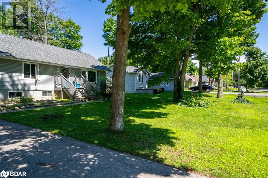 37 St Laurent Boulevard, Tiny, Ontario  L9M 0J2 - Photo 12 - 40646155