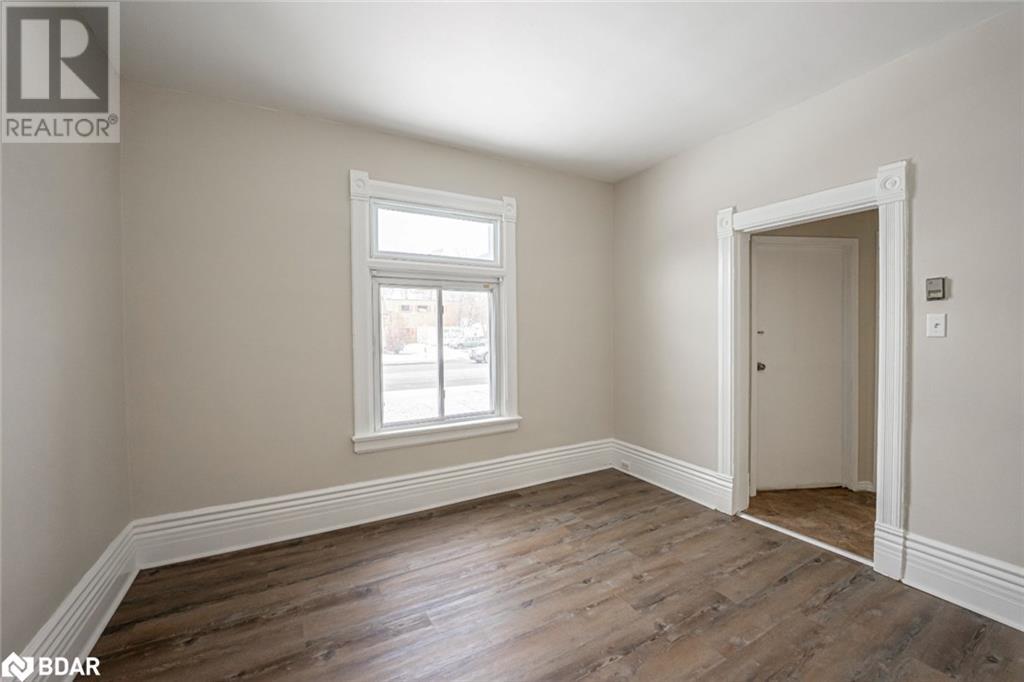 201 Dunlop Street W Unit# A, Barrie, Ontario  L4N 1B4 - Photo 10 - 40648856