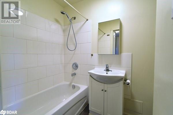 202 O'connor Drive Unit# 3, Toronto, Ontario  M4J 2T1 - Photo 9 - 40654432