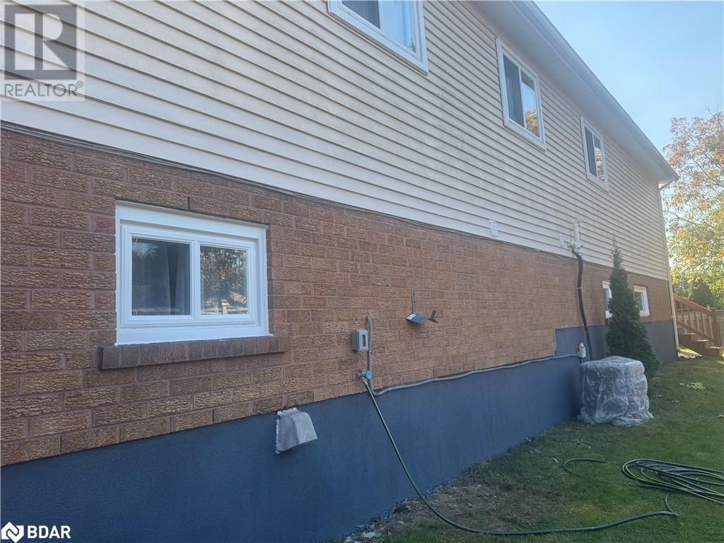 48 Porritt Street Unit# Upper, Barrie, Ontario  L4N 6Y3 - Photo 33 - 40658696