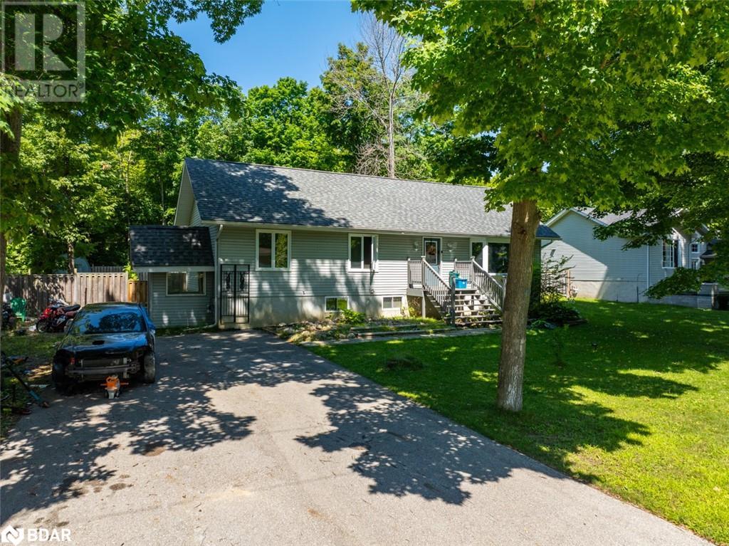 37 St Laurent Boulevard, Tiny, Ontario  L9M 0J2 - Photo 1 - 40659496