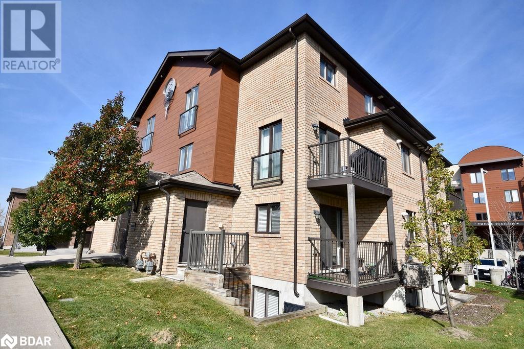 25 Madelaine Drive Unit# 5, Barrie, Ontario  L9J 0G8 - Photo 1 - 40669223