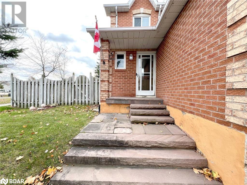 1 Potter Crescent, Tottenham, Ontario  L0G 1W0 - Photo 2 - 40671335