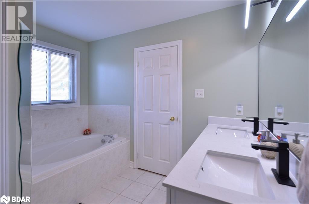 140 Country Lane Unit# Upper, Barrie, Ontario  L4N 0N1 - Photo 17 - 40672557