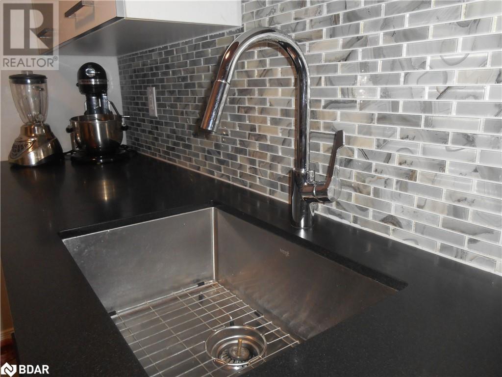 167 Edgehill Drive Unit# E4, Barrie, Ontario  L4N 1L9 - Photo 9 - 40673456