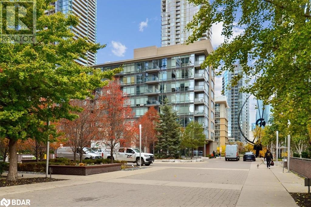 15 Brunel Court Unit# 201, Toronto, Ontario  M5V 3Y4 - Photo 3 - 40676516