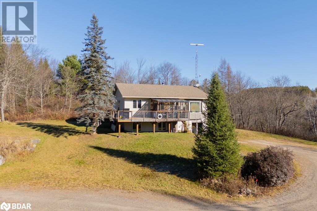 2697 Aspdin Road, Huntsville, Ontario  P0B 1M0 - Photo 3 - 40669612