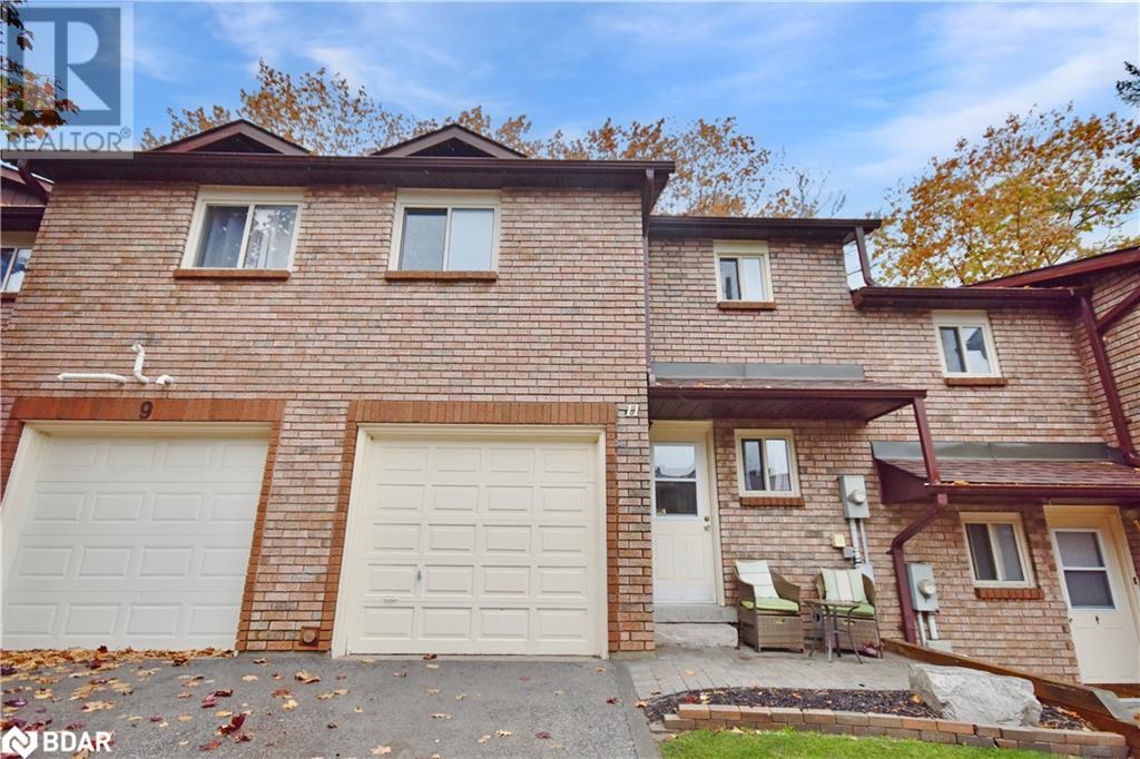 11 Pheasant Trail, Barrie, Ontario  L4N 6W4 - Photo 1 - 40671540